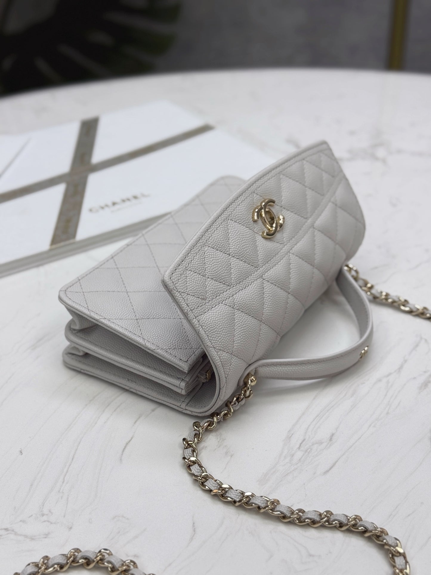 Chanel25C lychee pattern accordion bag