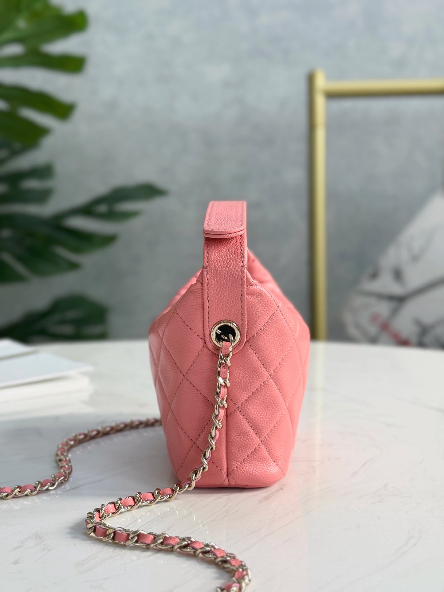 CHANEL25C early spring lunch box bag
