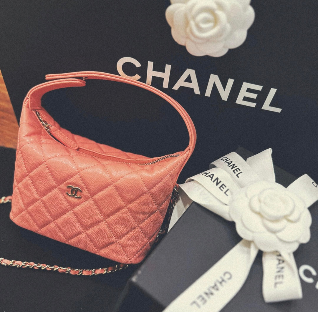 CHANEL25C early spring lunch box bag