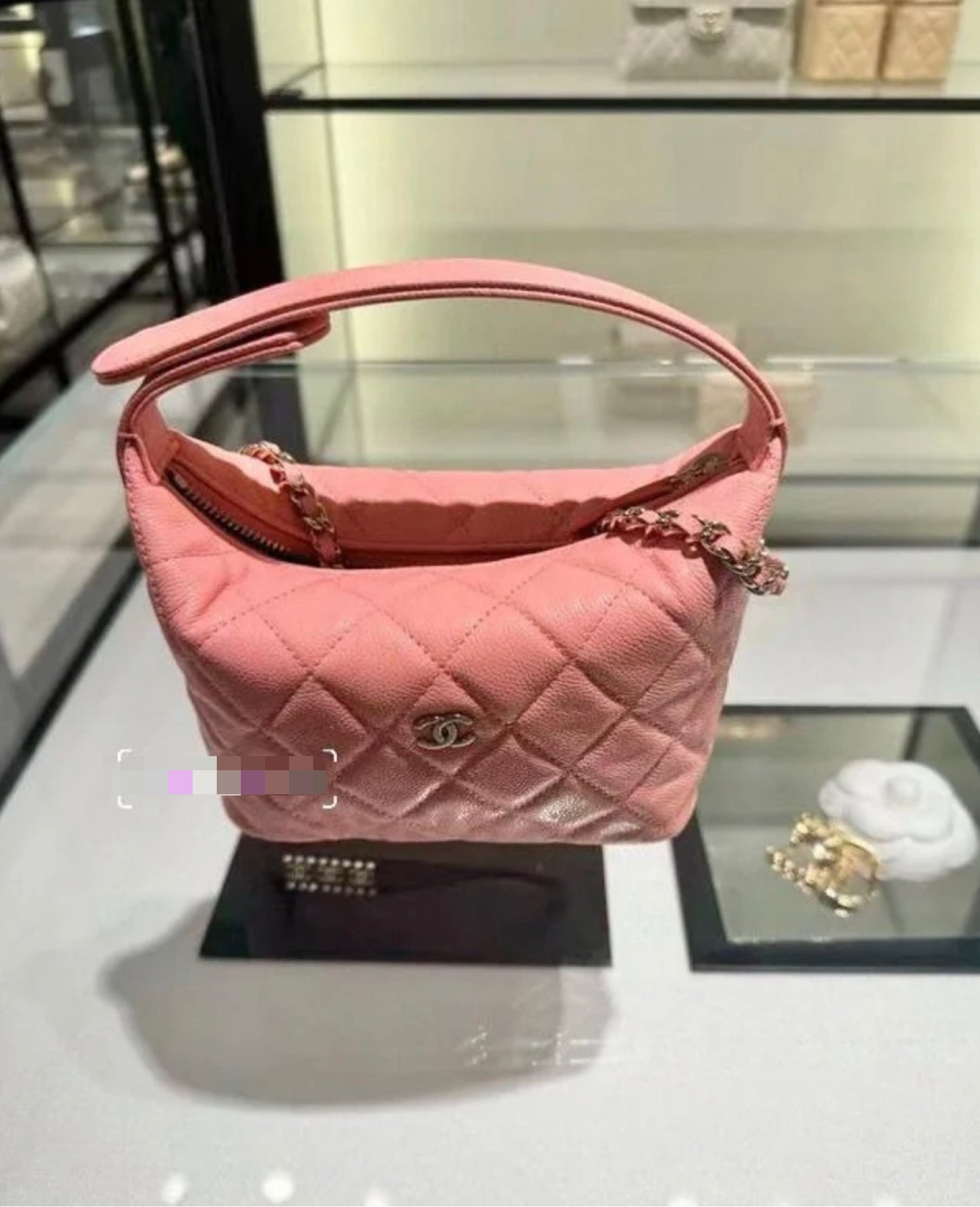 CHANEL25C early spring lunch box bag