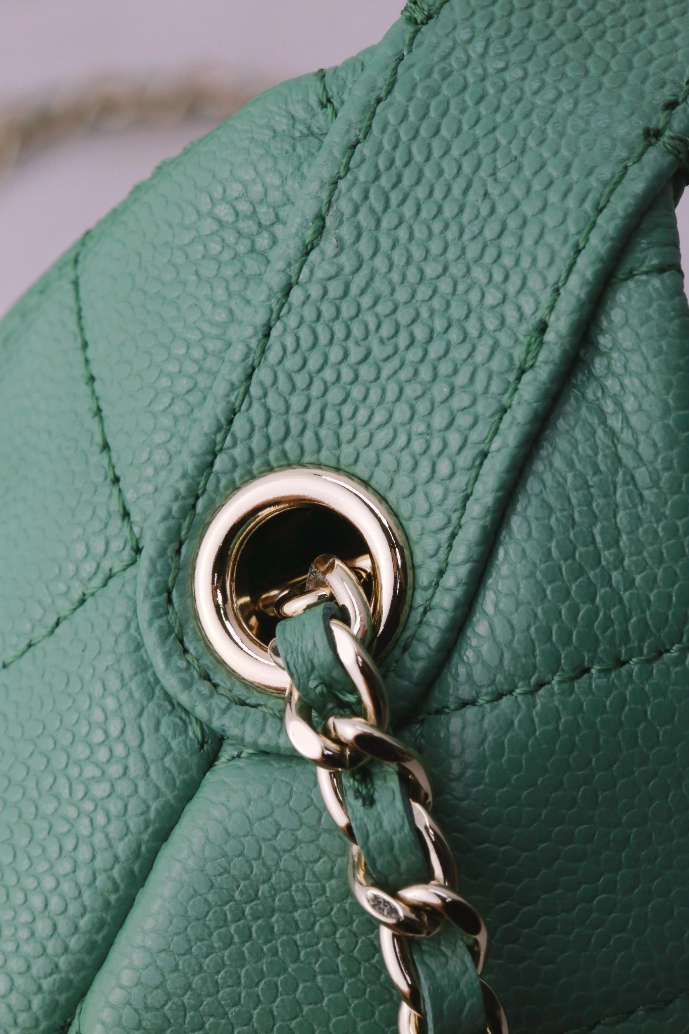 CHANEL25C early spring lunch box bag