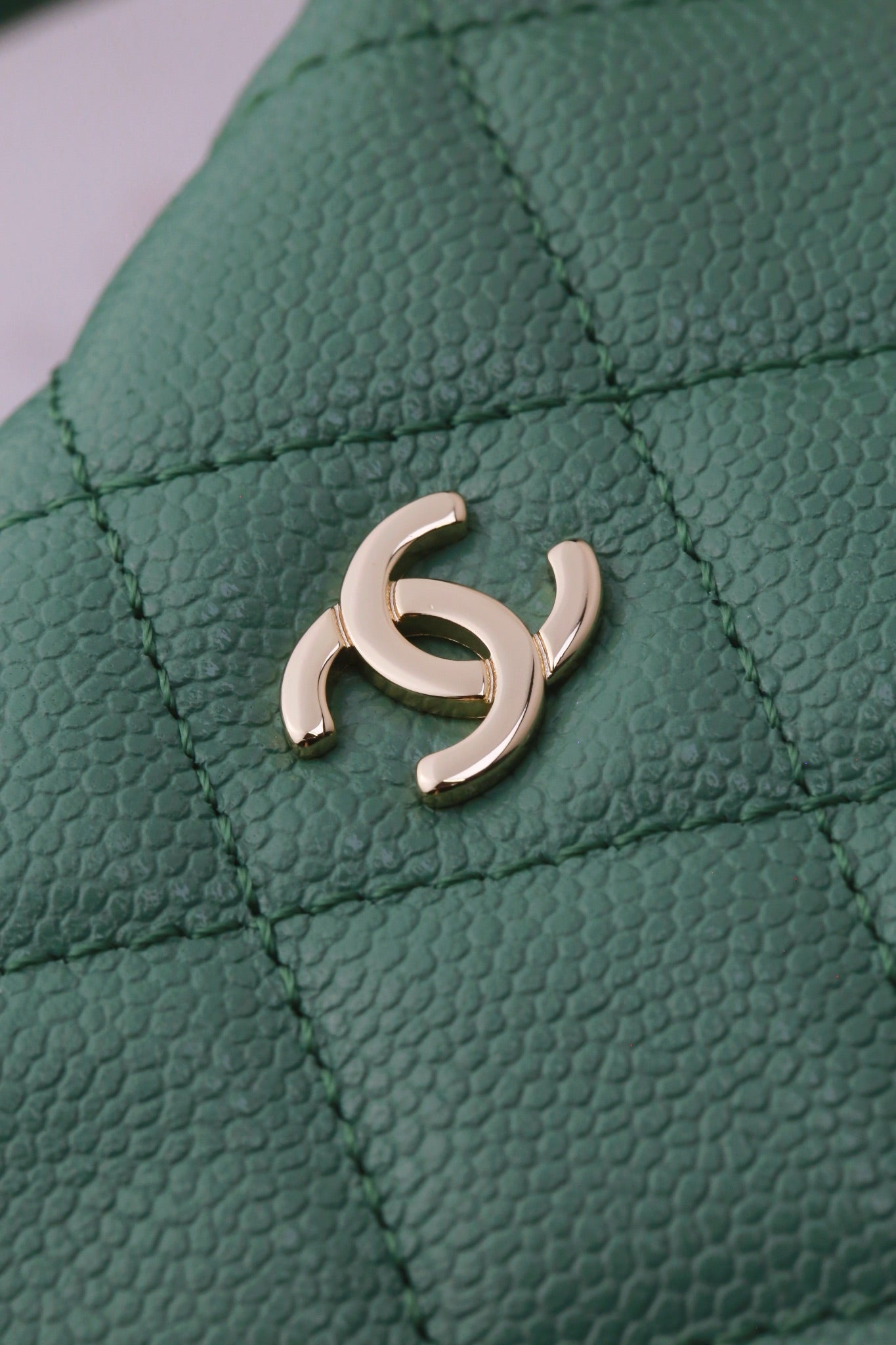 CHANEL25C early spring lunch box bag