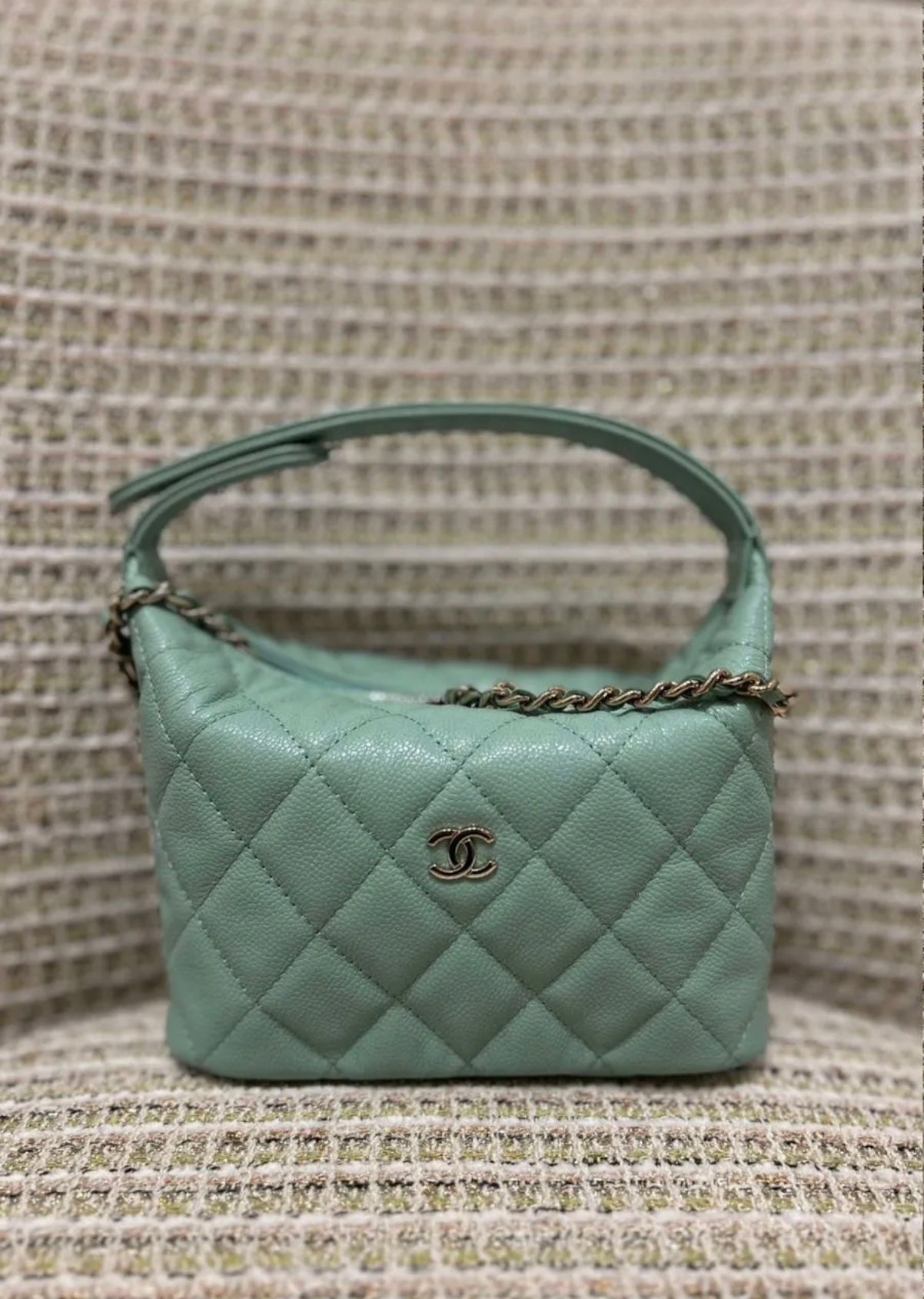 CHANEL25C early spring lunch box bag