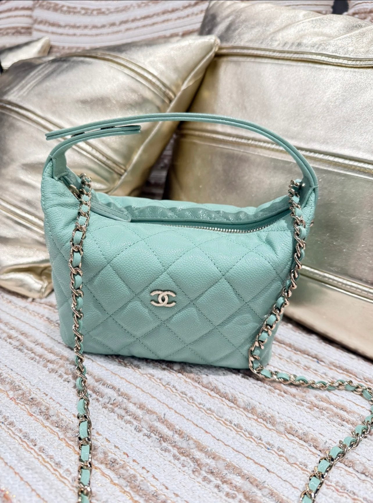 CHANEL25C early spring lunch box bag