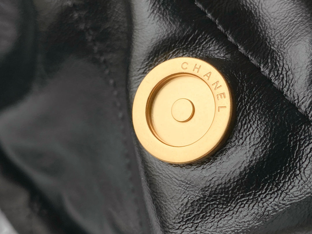 Chanel's new 22S classic diamond quilted and leather chain shoulder strap shopping bag