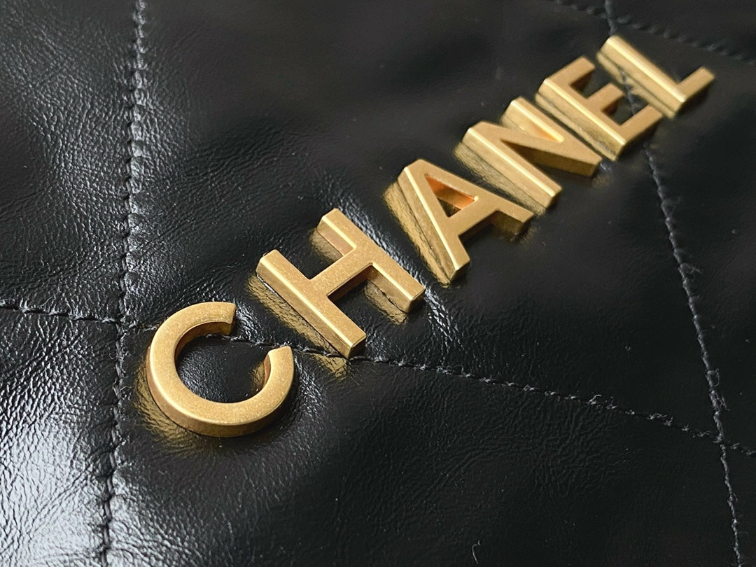 Chanel's new 22S classic diamond quilted and leather chain shoulder strap shopping bag