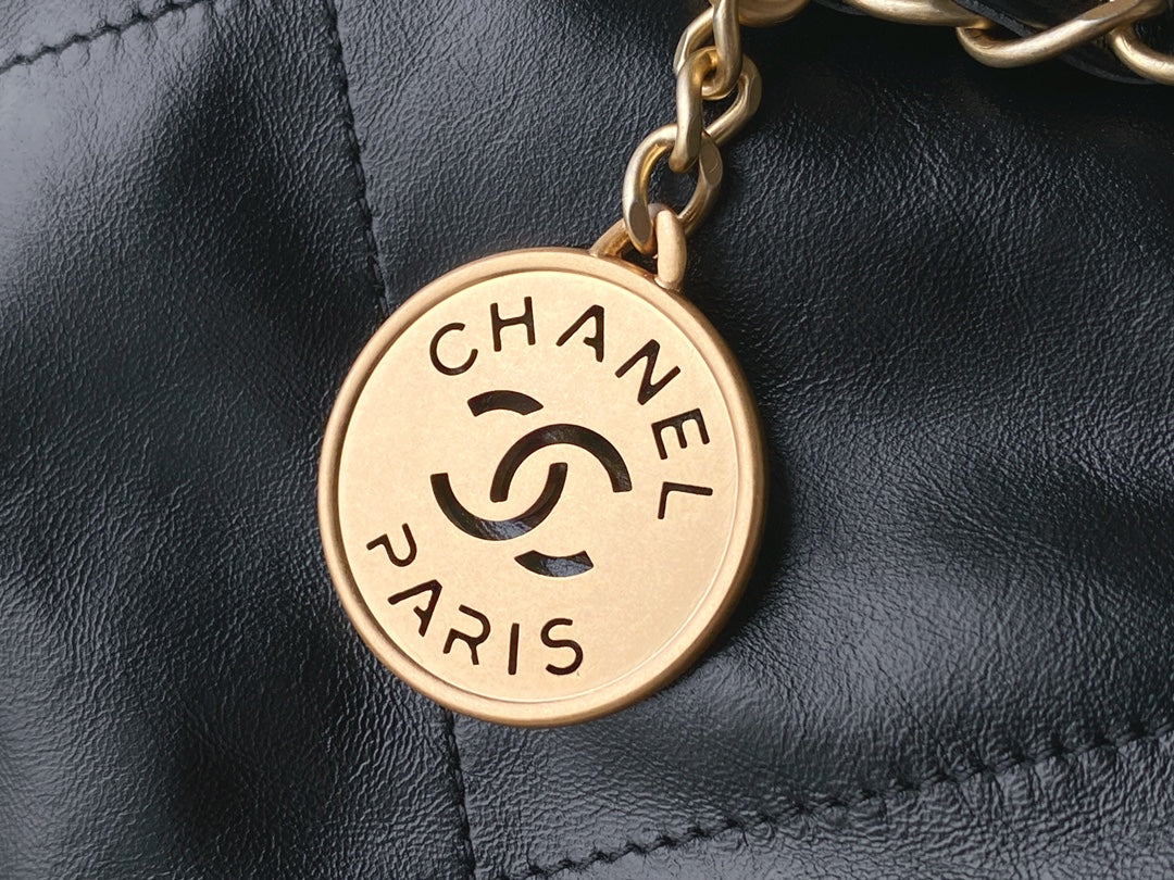Chanel's new 22S classic diamond quilted and leather chain shoulder strap shopping bag