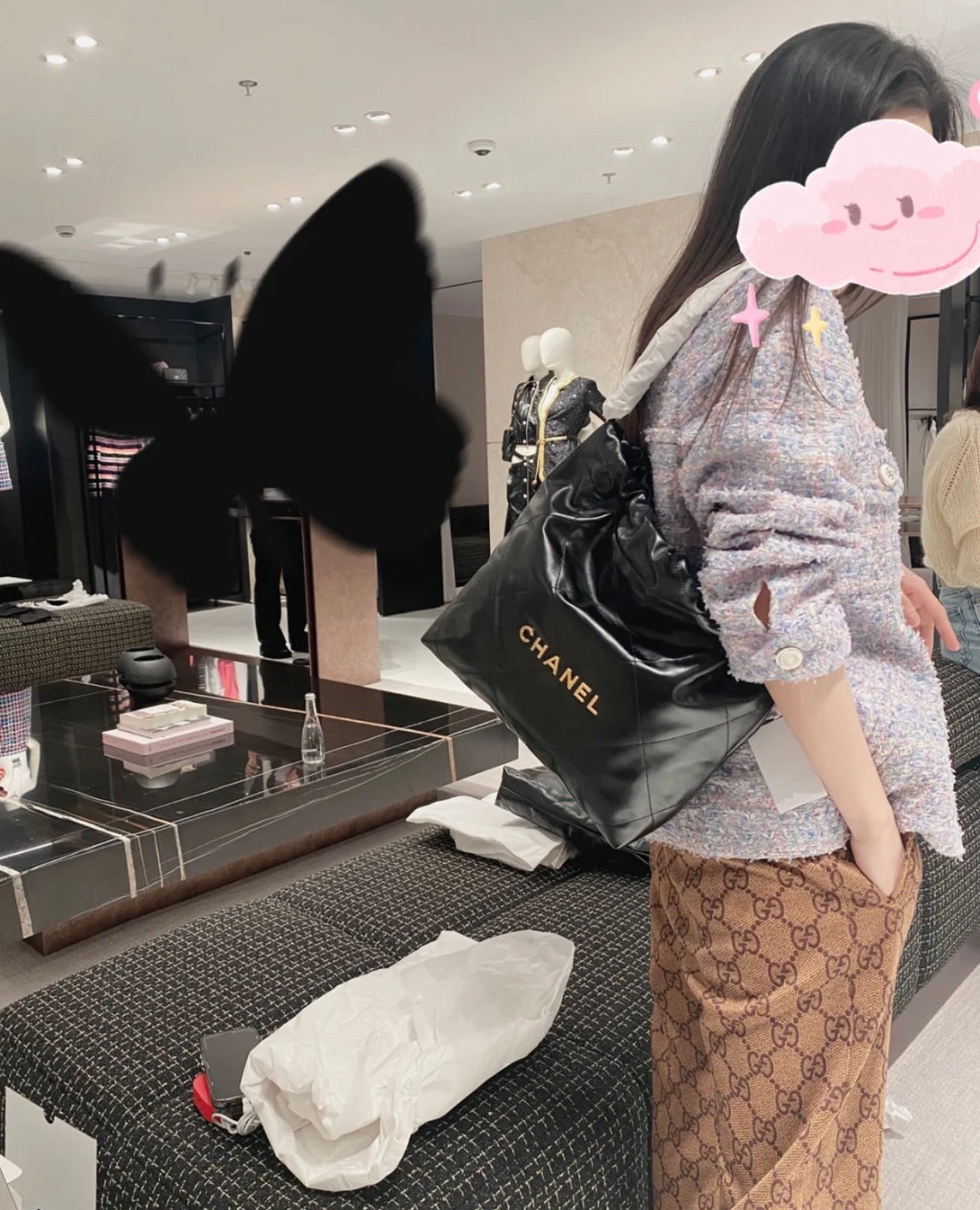 Chanel's new 22S classic diamond quilted and leather chain shoulder strap shopping bag
