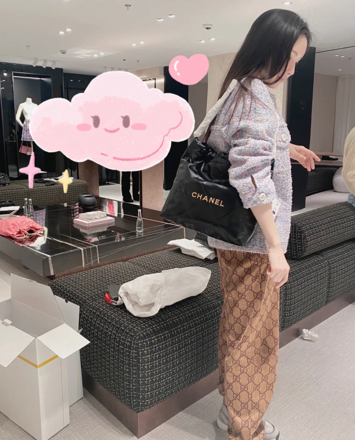 Chanel's new 22S classic diamond quilted and leather chain shoulder strap shopping bag