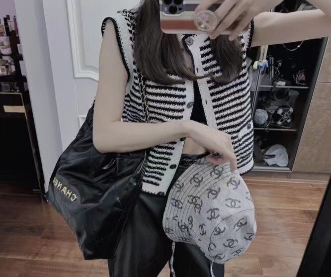 Chanel's new 22S classic diamond quilted and leather chain shoulder strap shopping bag