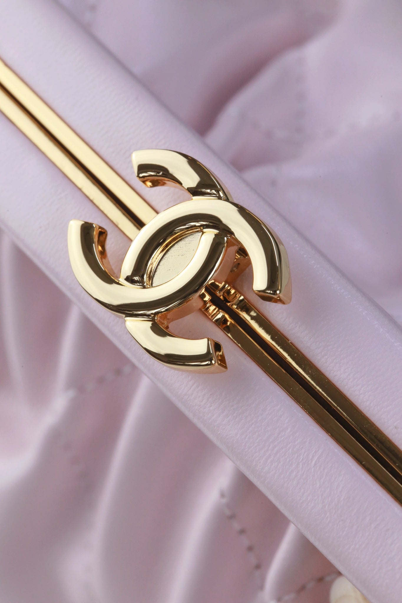 Chanel24A new cloud bag