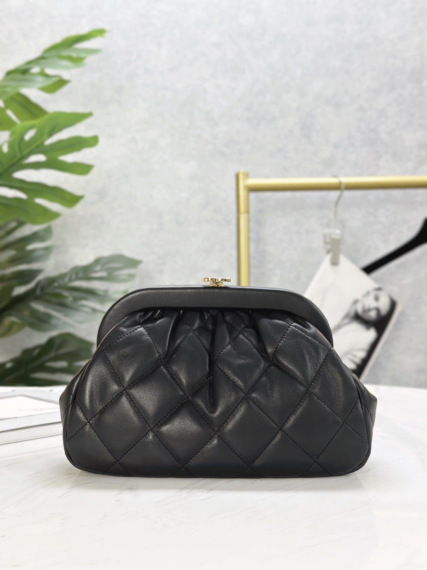 Chanel24A new cloud bag