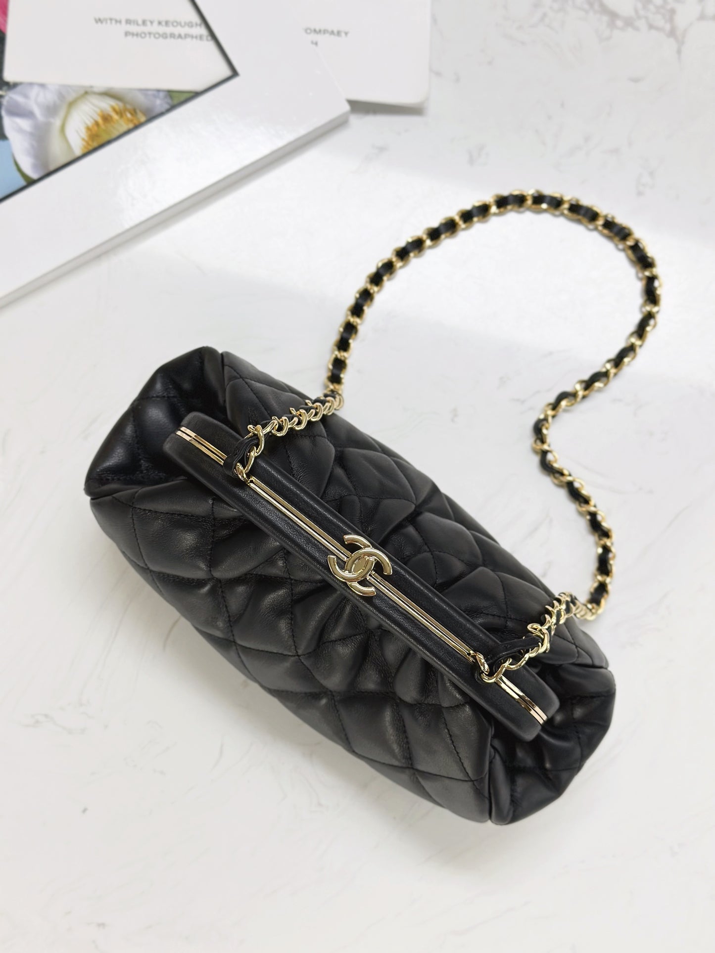 Chanel24A new cloud bag
