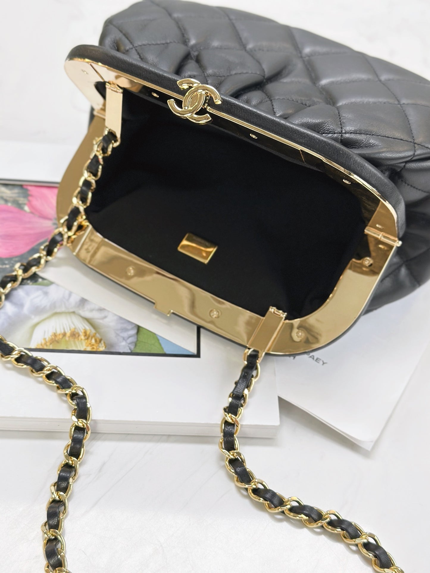Chanel24A new cloud bag