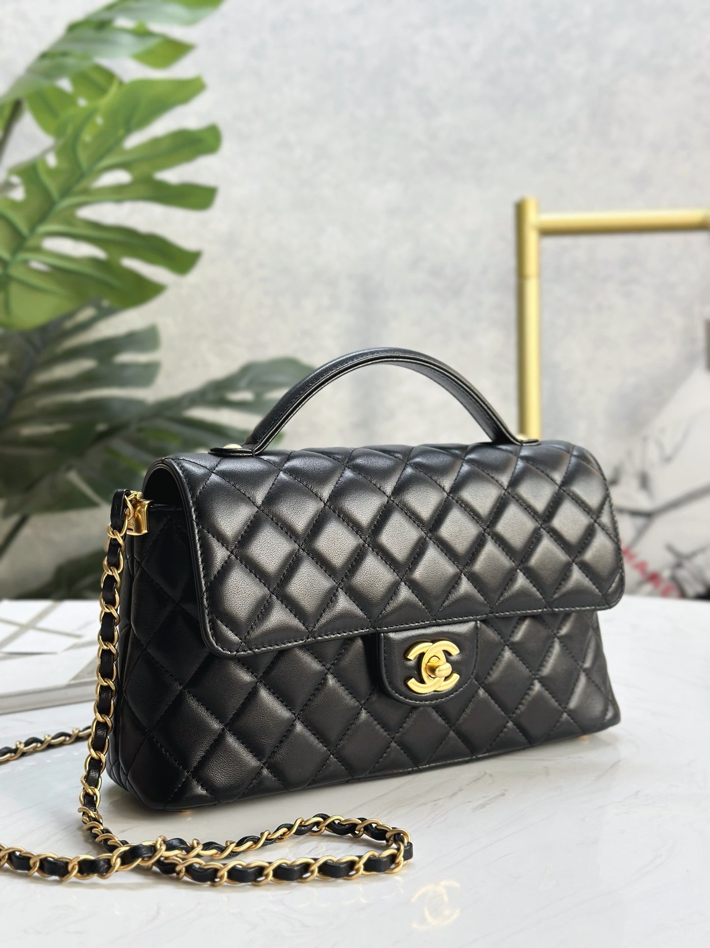 0hanel 25P Kelly handle bag