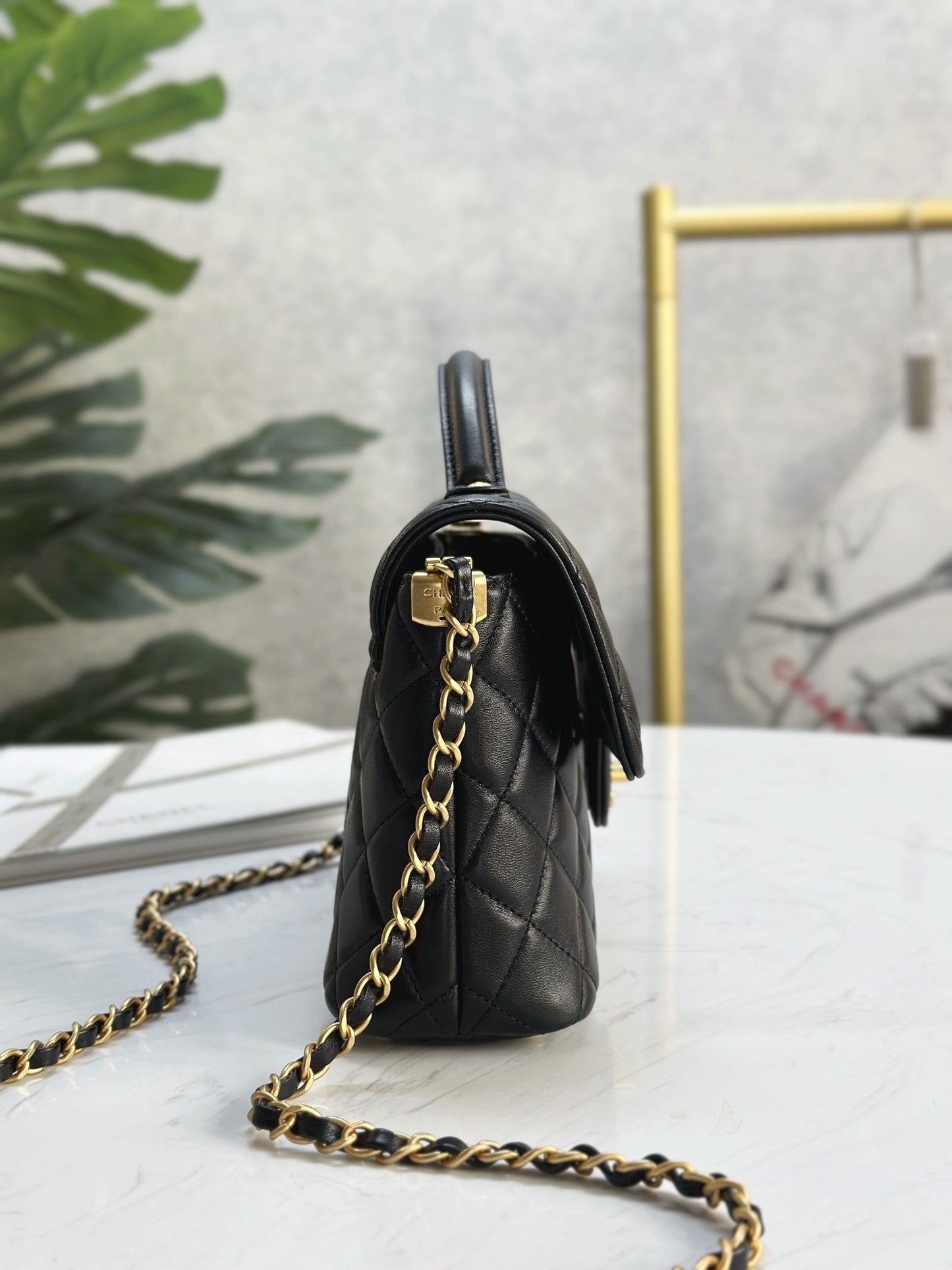 0hanel 25P Kelly handle bag