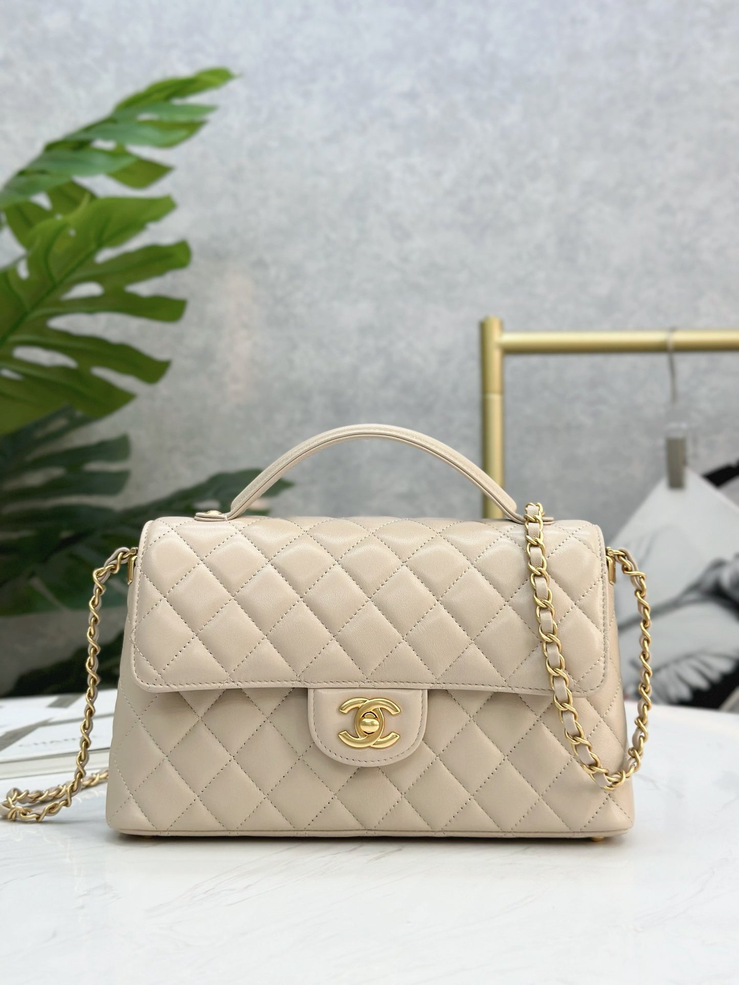 0hanel 25P Kelly handle bag
