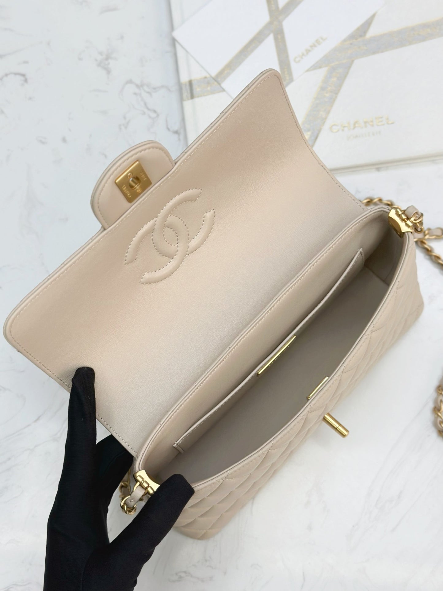 0hanel 25P Kelly handle bag