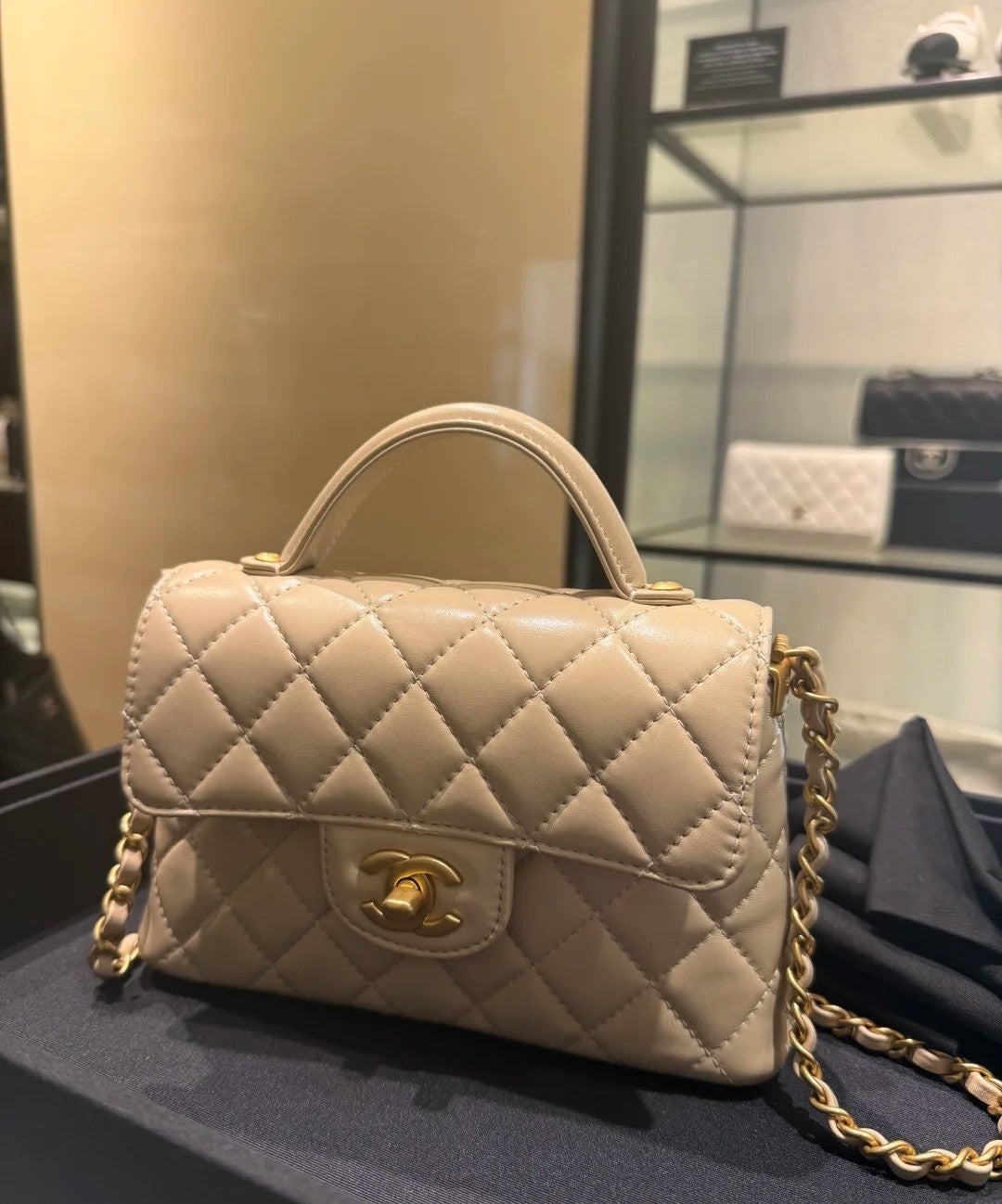 0hanel 25P Kelly handle bag