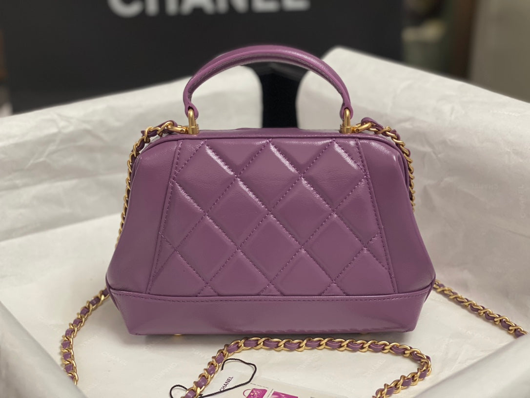 24C New Litchi Flap Shoulder Bag