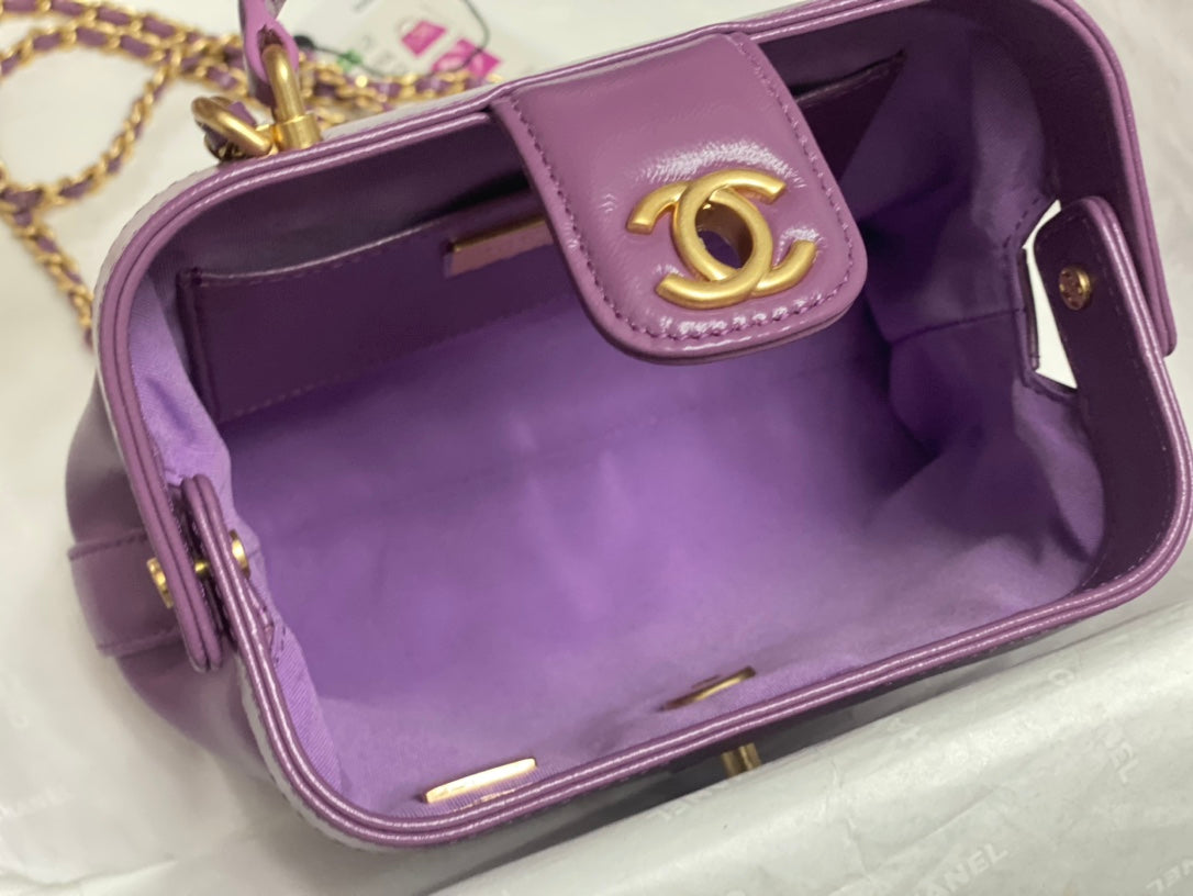 24C New Litchi Flap Shoulder Bag