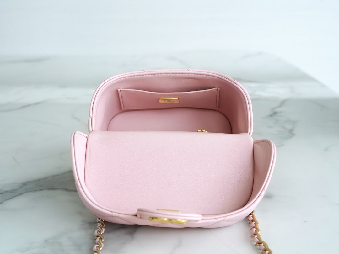 Chanel23s handle cosmetic case bag