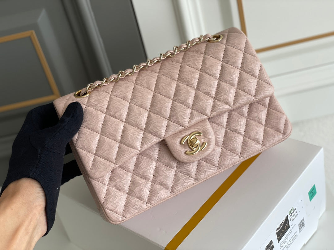 25C Classic Flap Medium Shoulder Bag