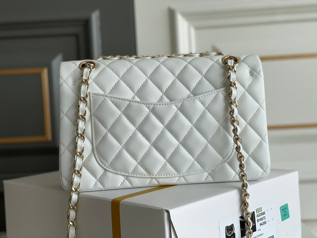 25C Classic Flap Medium Shoulder Bag