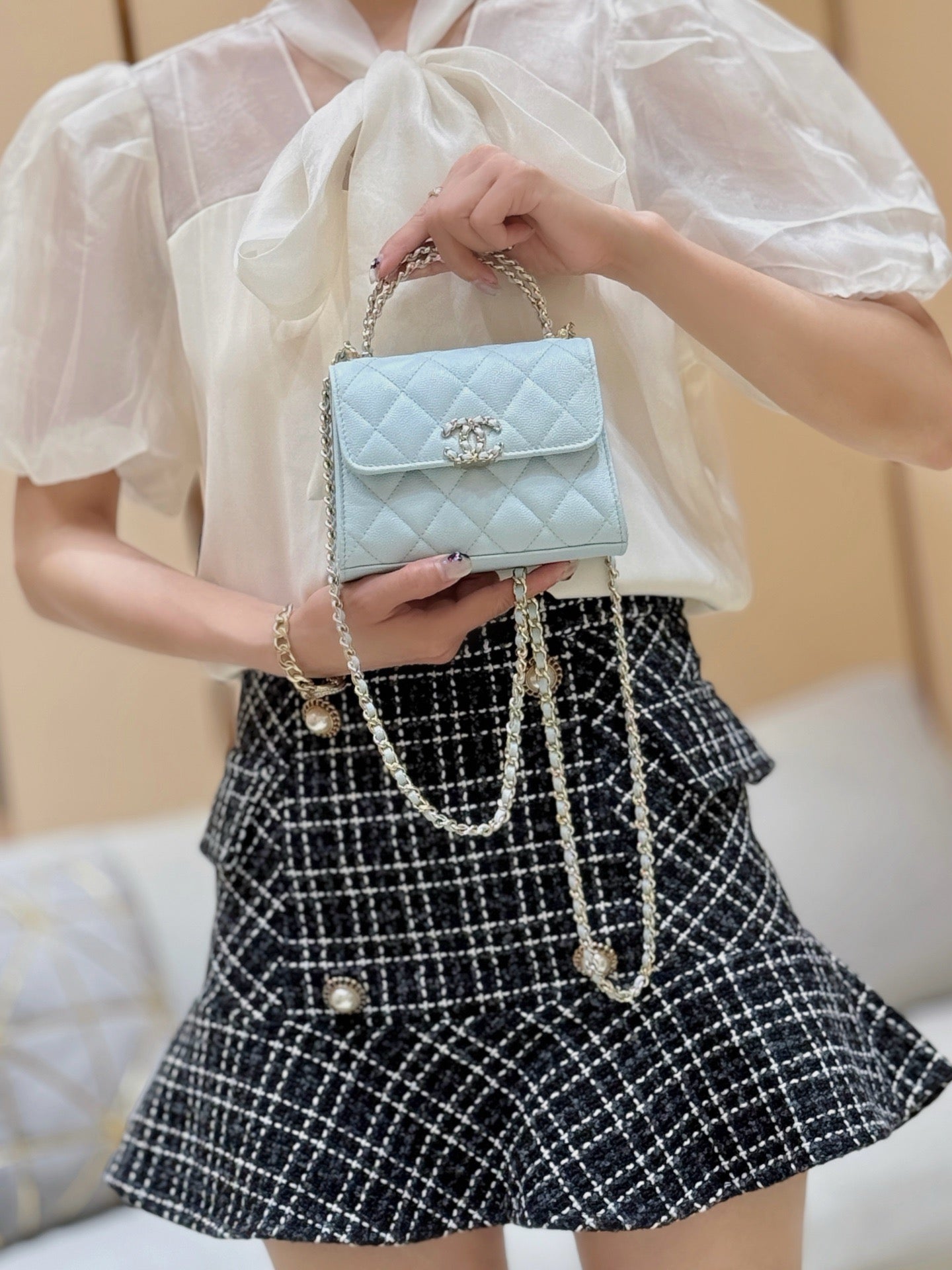 CHANEL 25S new handle chain bag