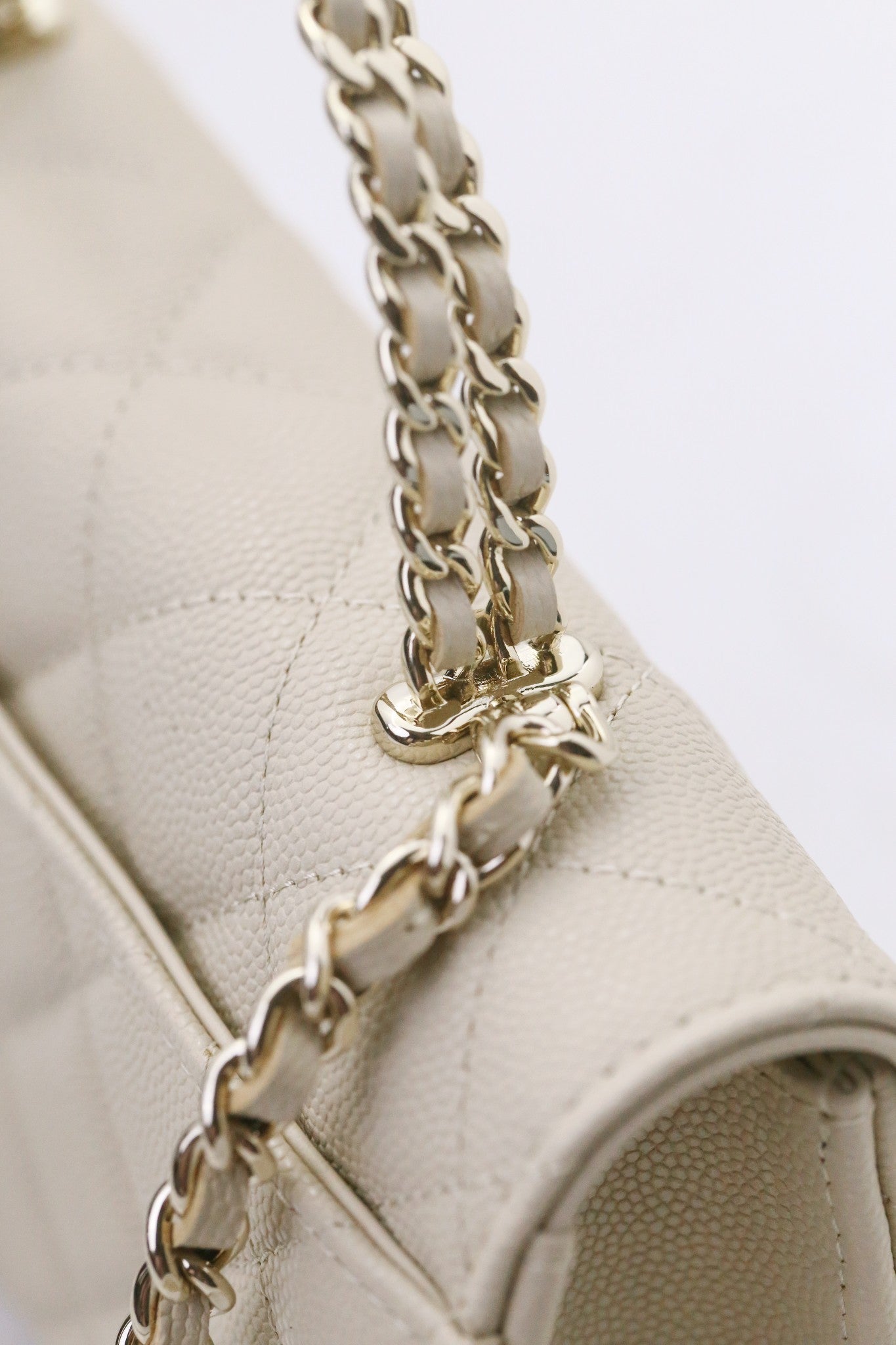 CHANEL 25S new handle chain bag