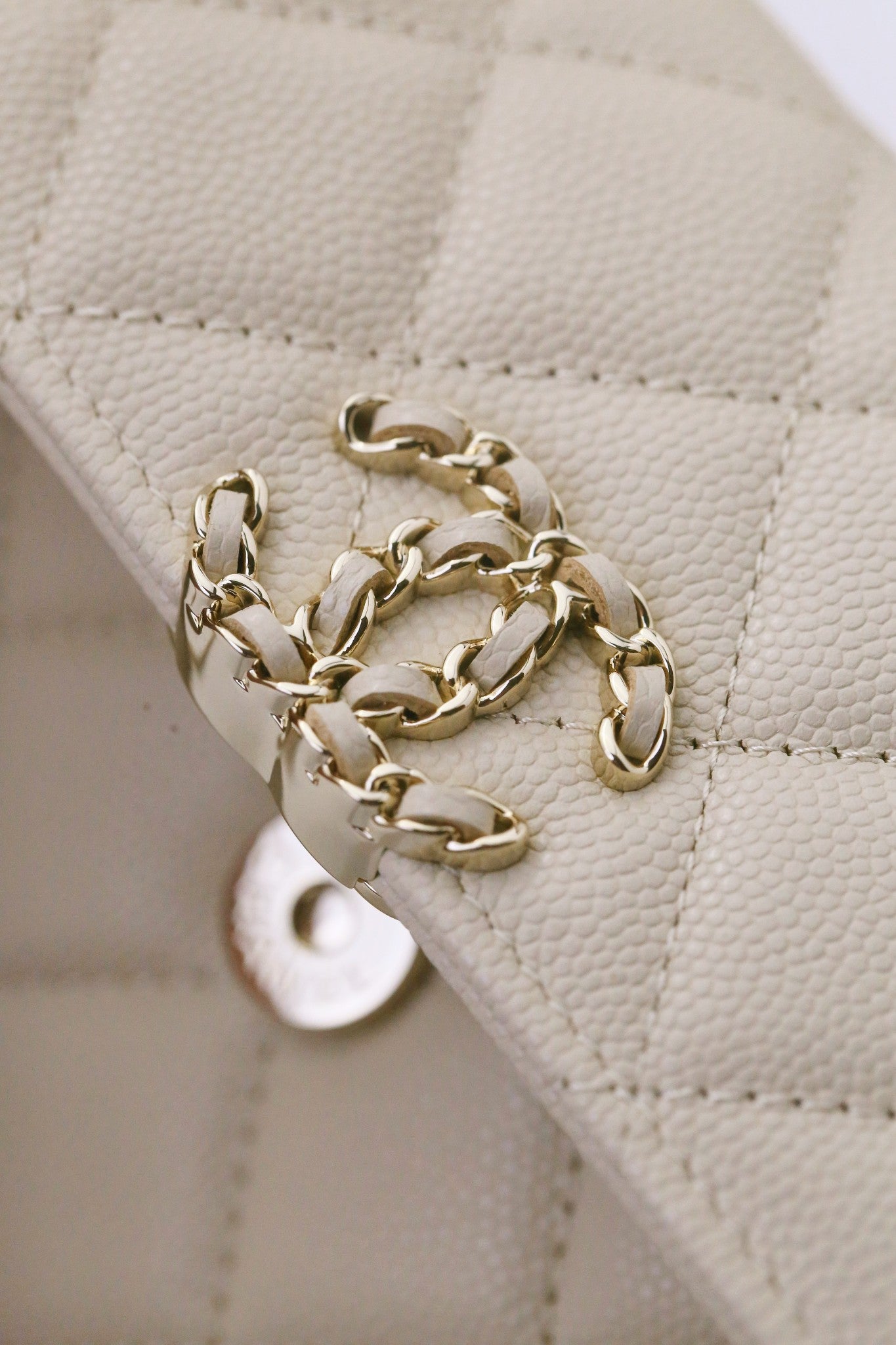 CHANEL 25S new handle chain bag