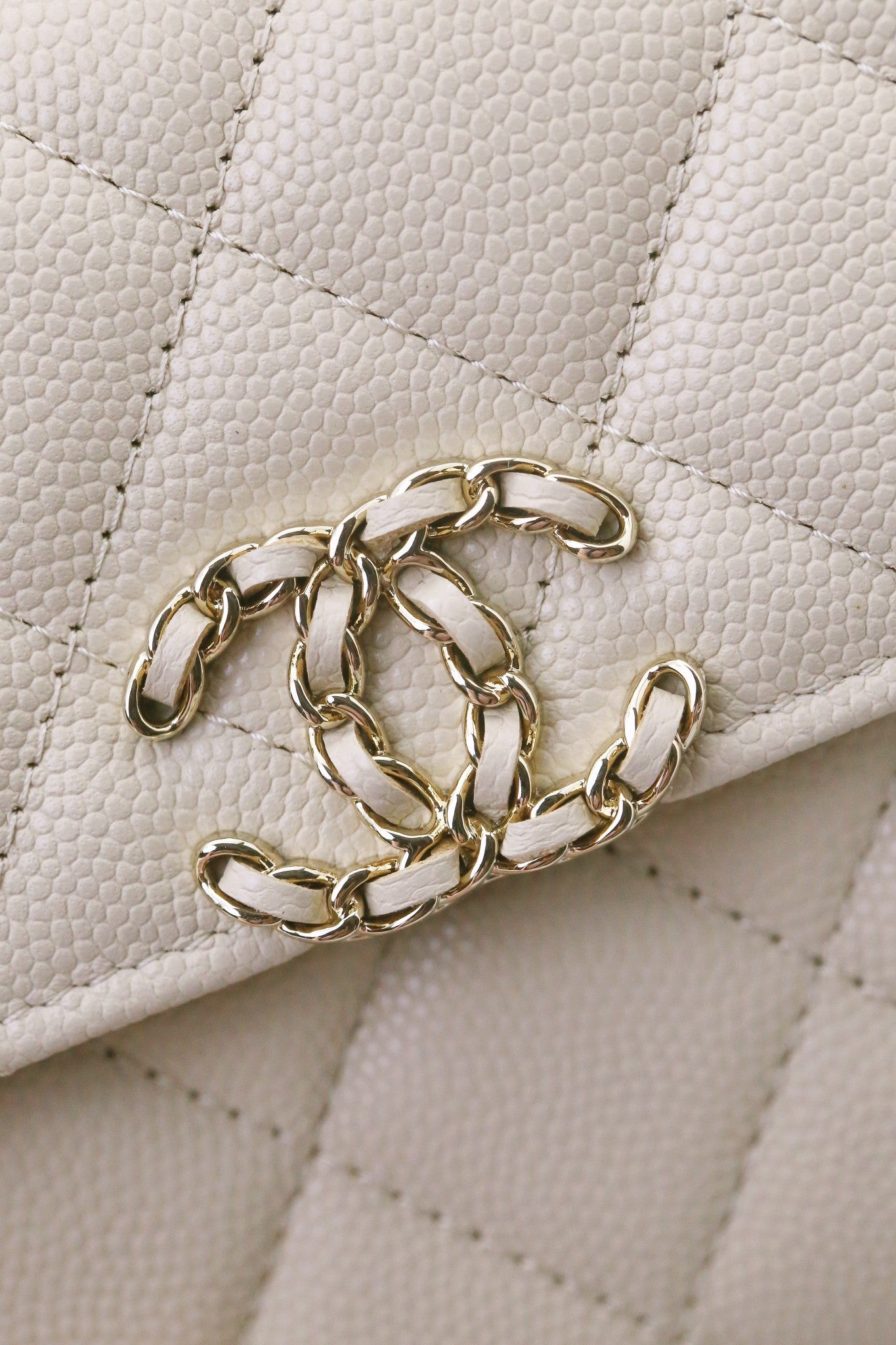 CHANEL 25S new handle chain bag