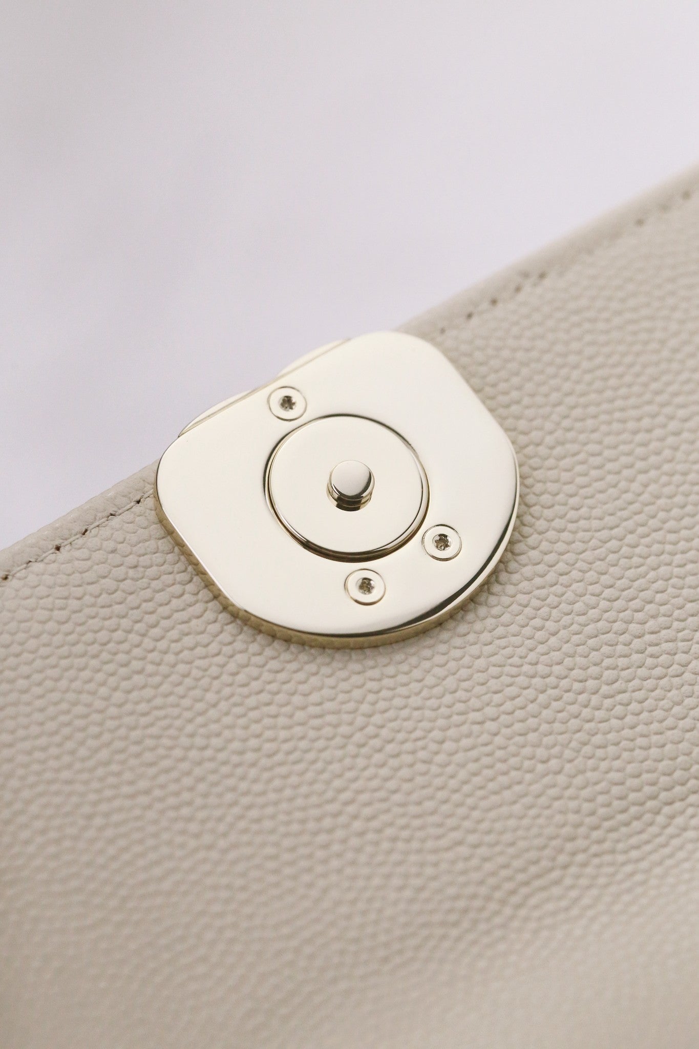 CHANEL 25S new handle chain bag