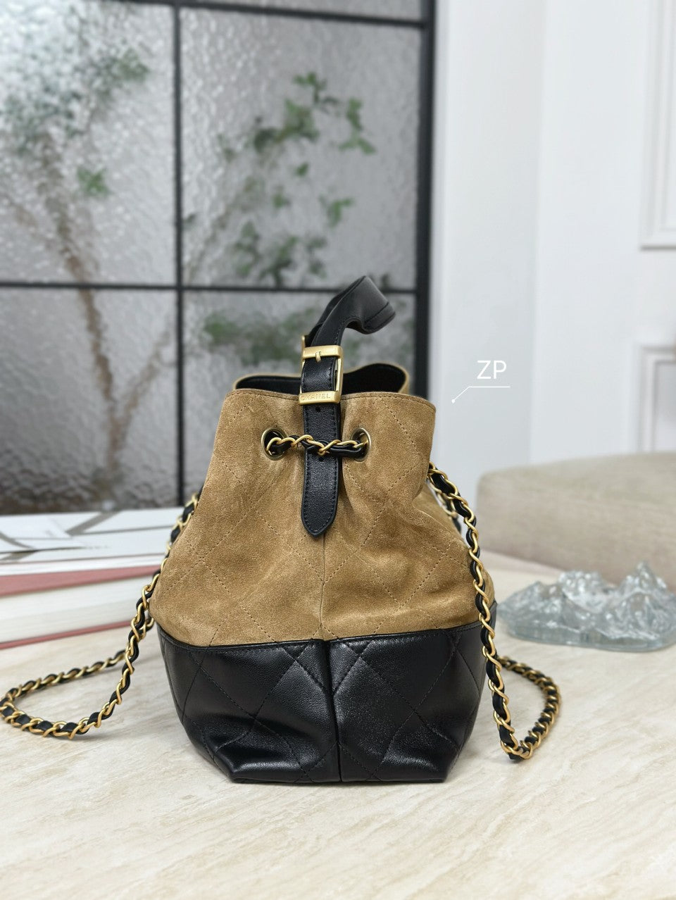 Cowhide double C design large capacity bucket bag