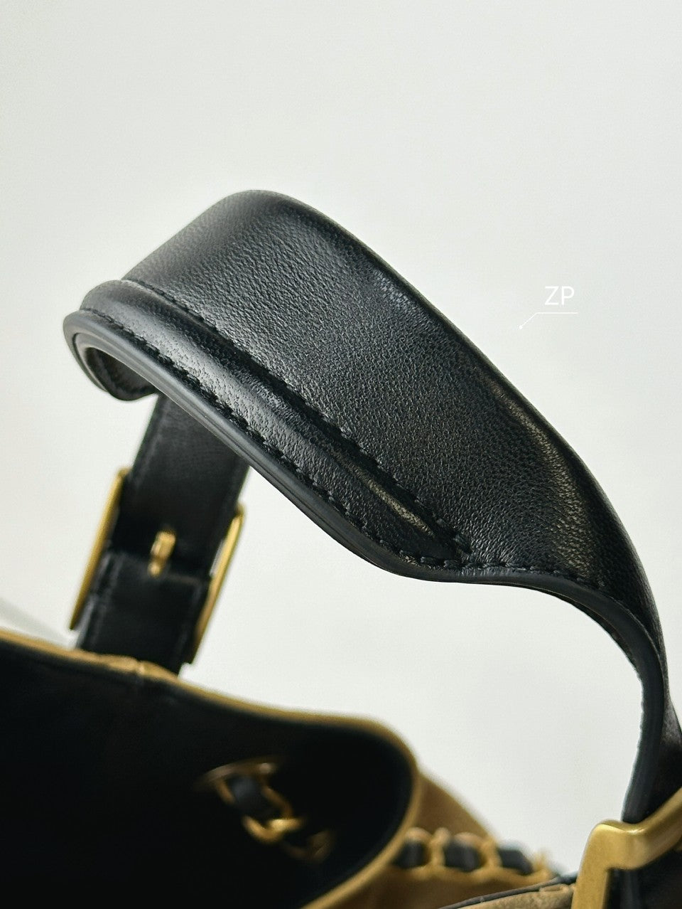Cowhide double C design large capacity bucket bag