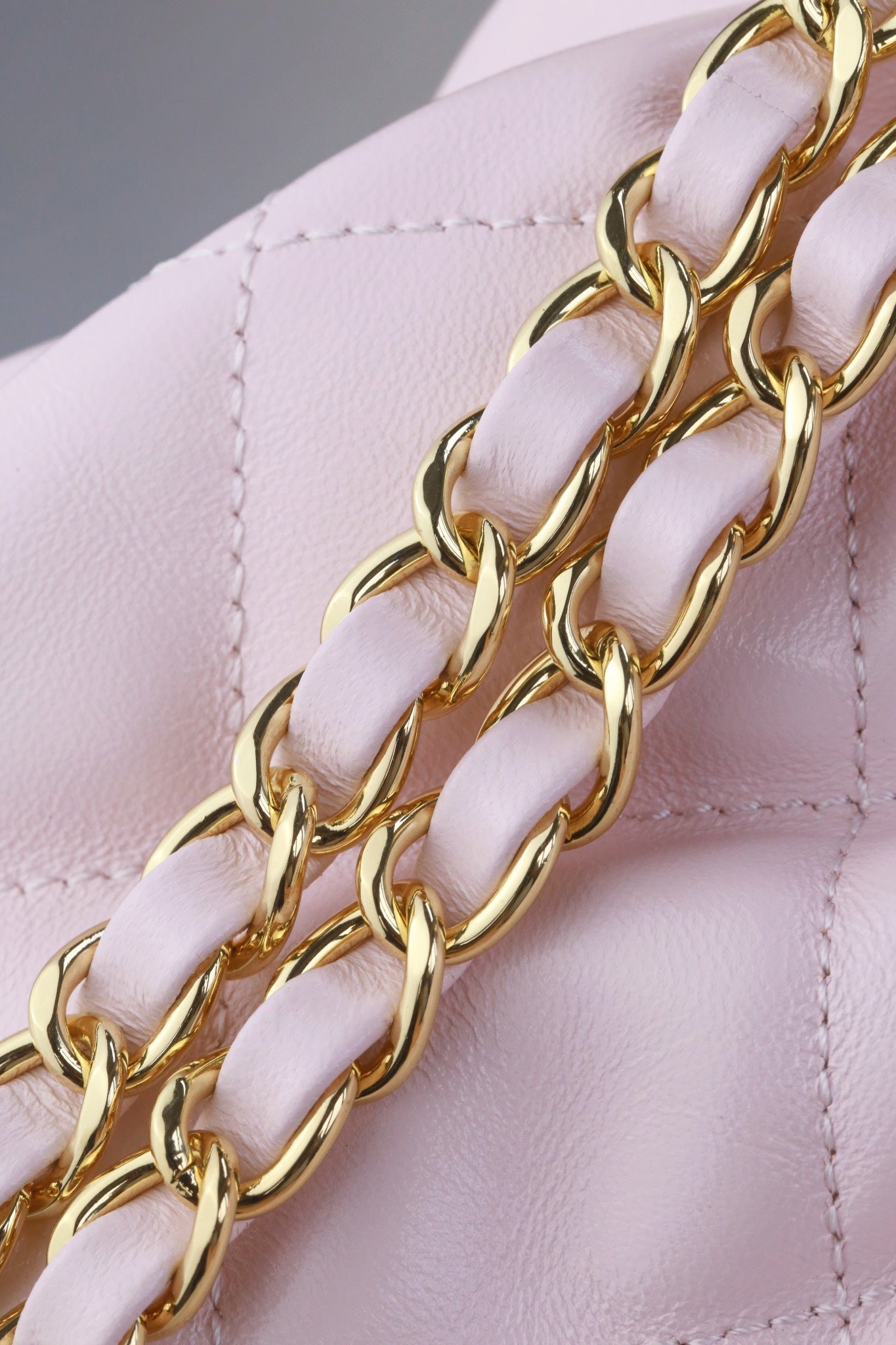 Chanel24A new cloud bag