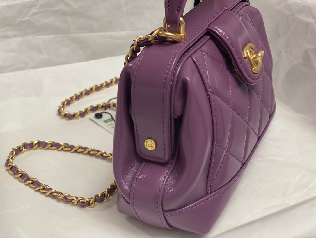 24C New Litchi Flap Shoulder Bag