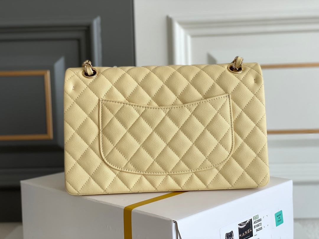25C Classic Flap Medium Shoulder Bag